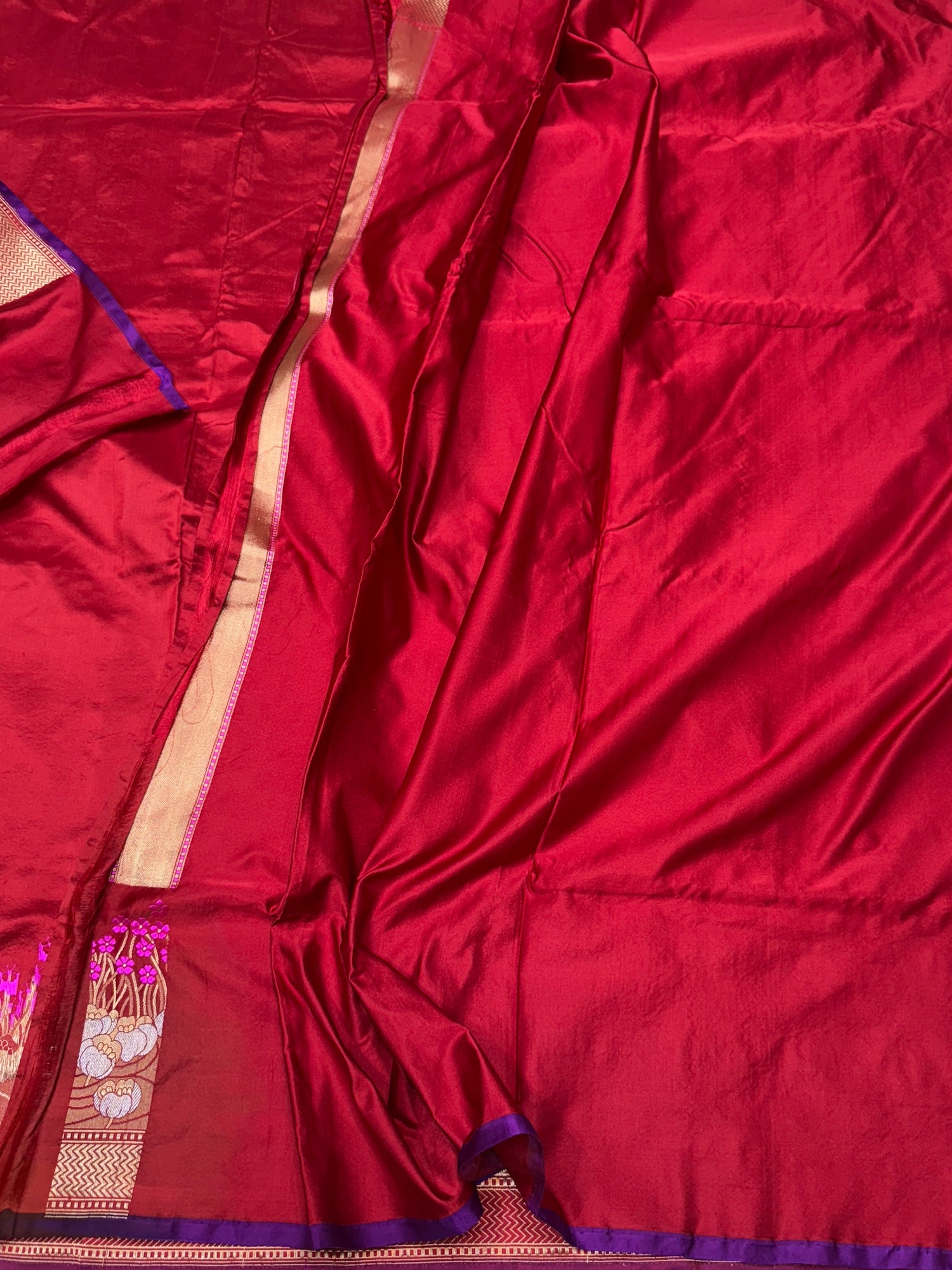 Red Handwoven Pure Banarasi Mashru Satin Silk Saree