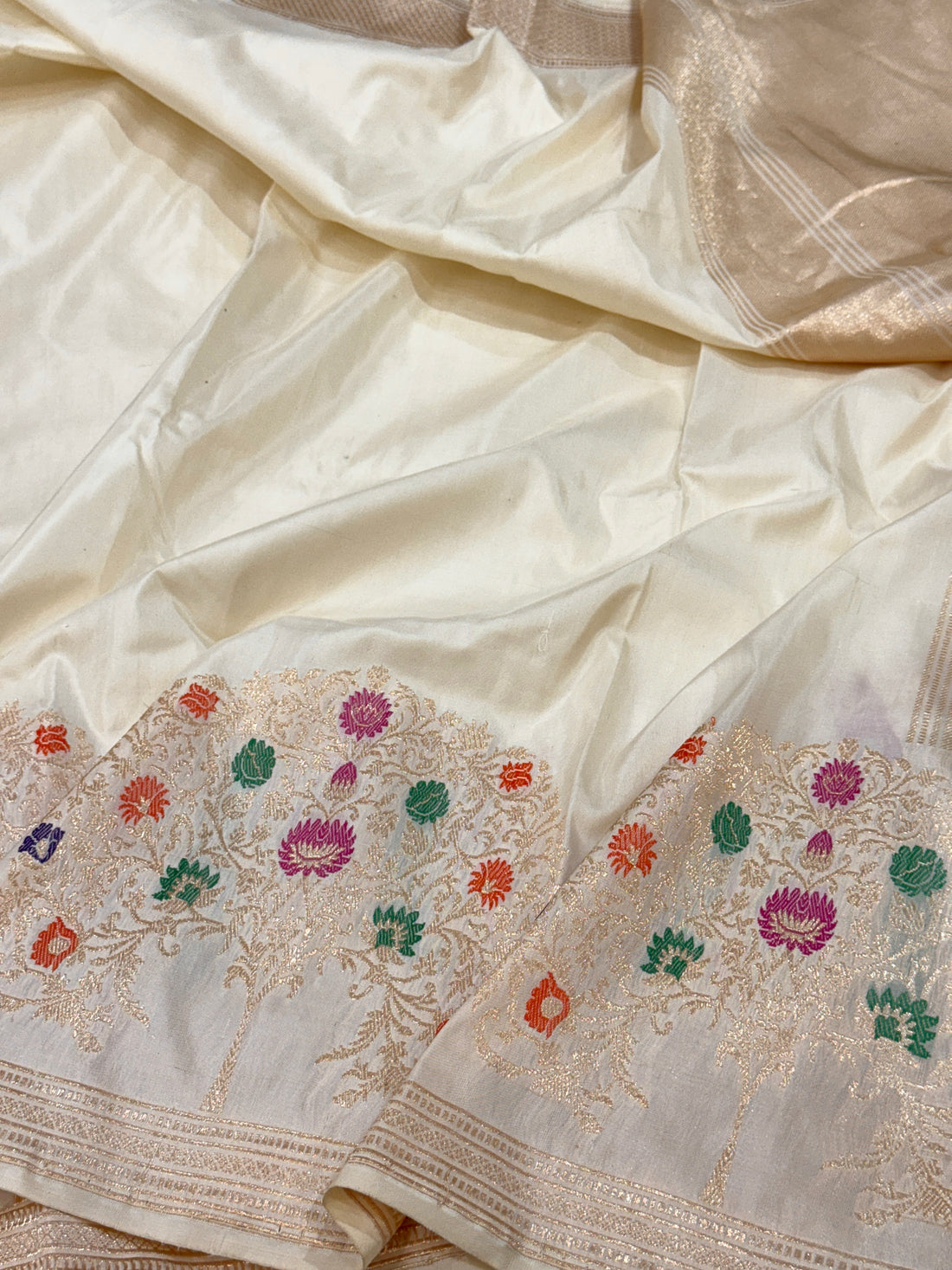 Cream Handwoven Banarasi Pure Silk Saree