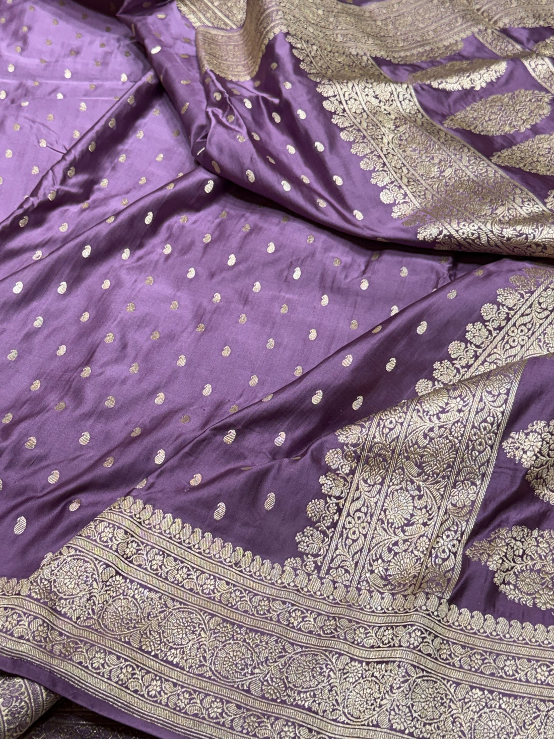 Mauve Handwoven Vintage Pure Banarasi Satin Silk Saree