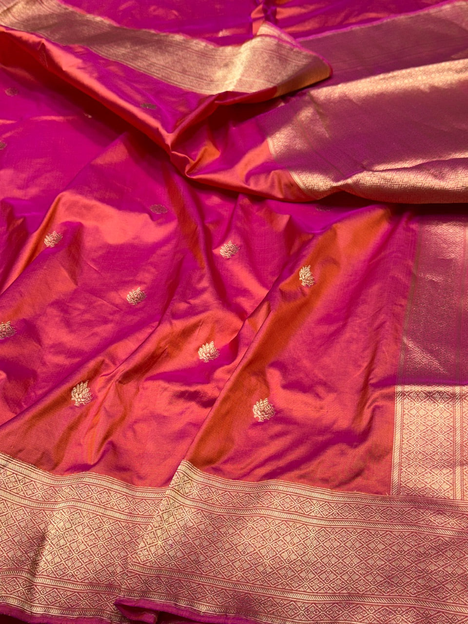 Orangish Pink Handwoven Pure Banarasi Silk Saree