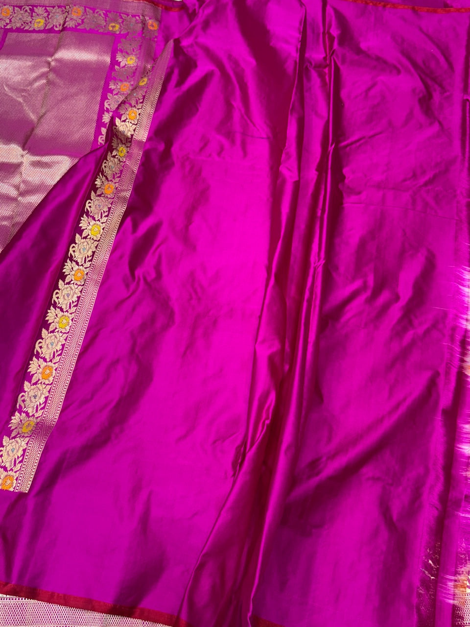 Rani Pink Handwoven Pure Banarasi Mashru Silk Saree