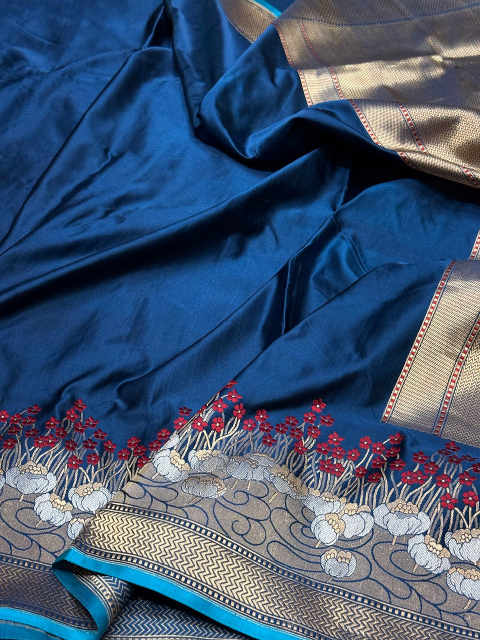 Royal Blue Handwoven Pure Banarasi Mashru Satin Silk Saree