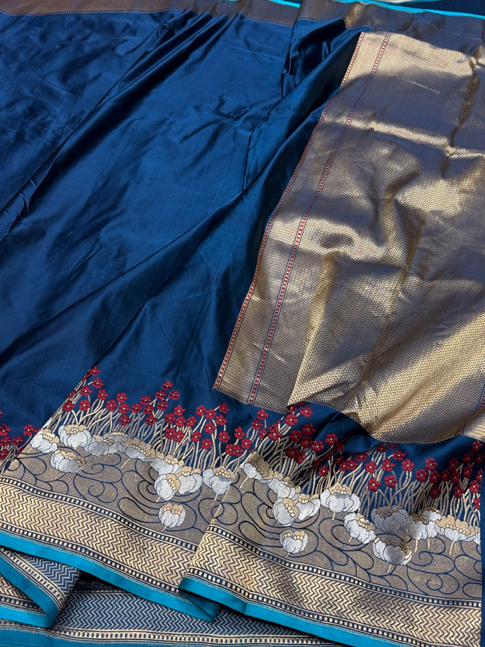 Royal Blue Handwoven Pure Banarasi Mashru Satin Silk Saree