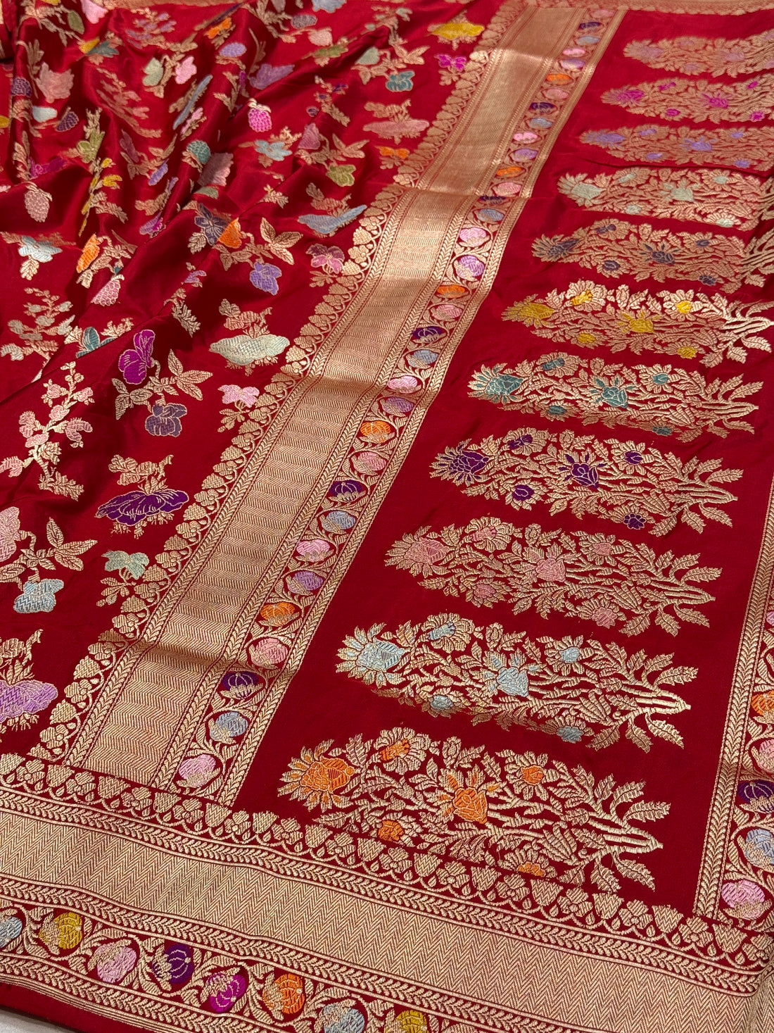 Red Handwoven Banarasi Pure Silk Saree