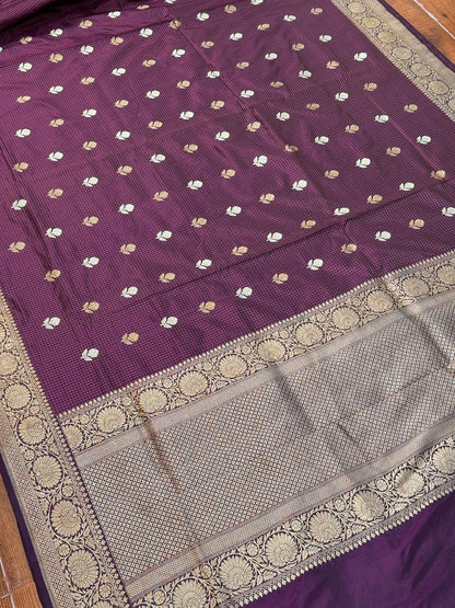Magenta Checks Handwoven Pure Banarasi Silk Saree