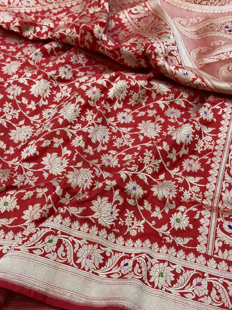 Red Handwoven Pure Banarasi Silk Saree