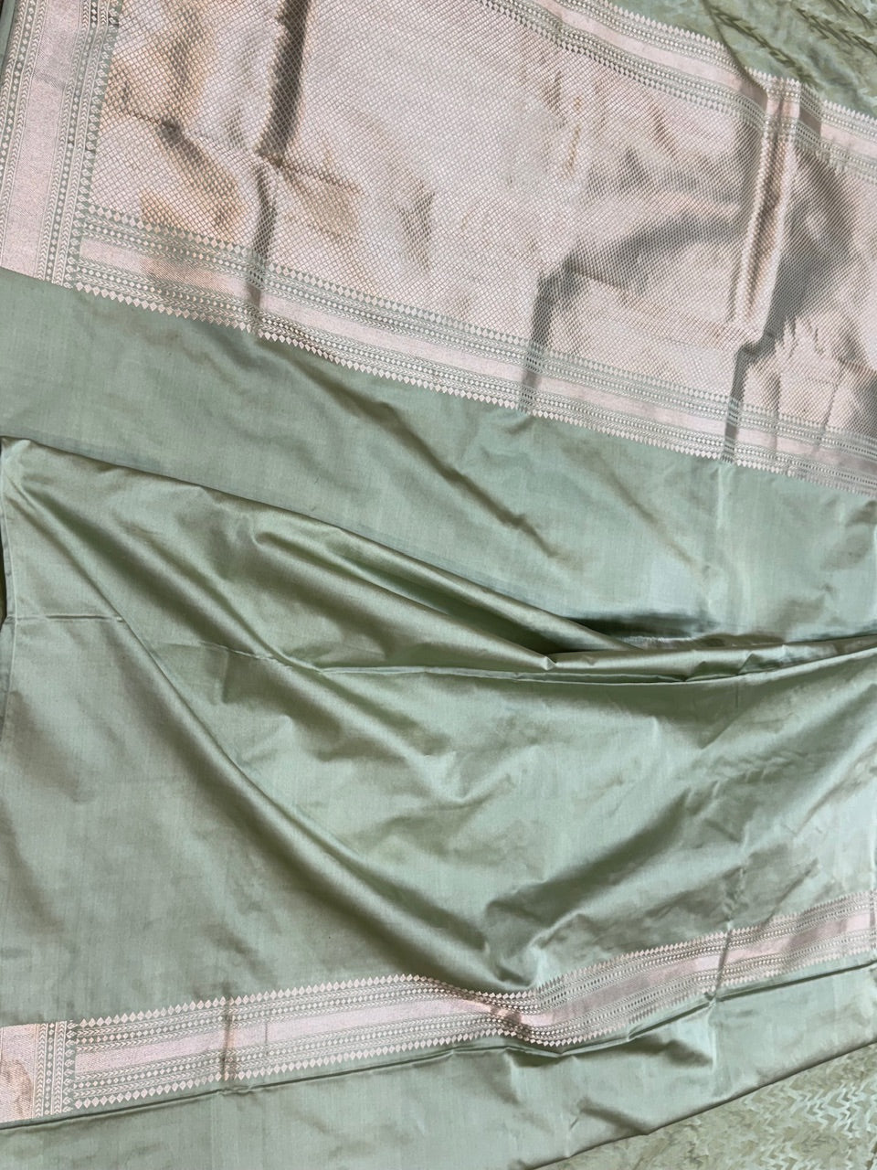 Pista Handwoven Pure Banarasi Satin Silk Saree