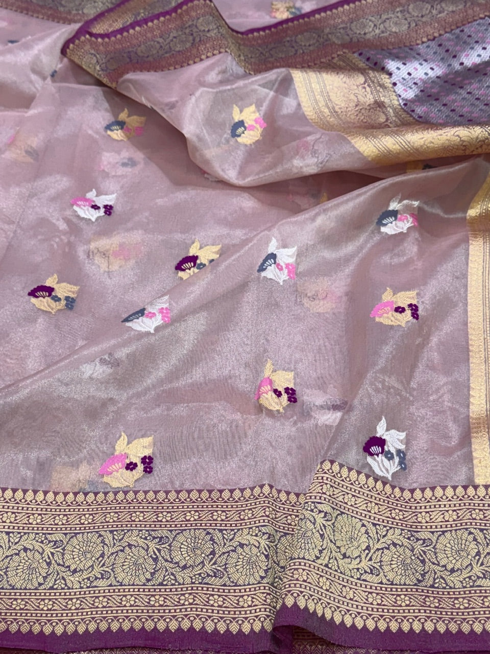 Lavender Handwoven Pure Tissue Saree