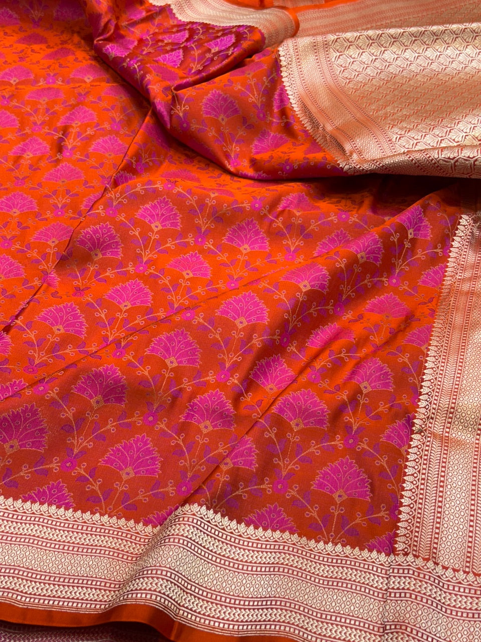 Handwoven Pure Banarsi Satin Tanchoi Silk Saree