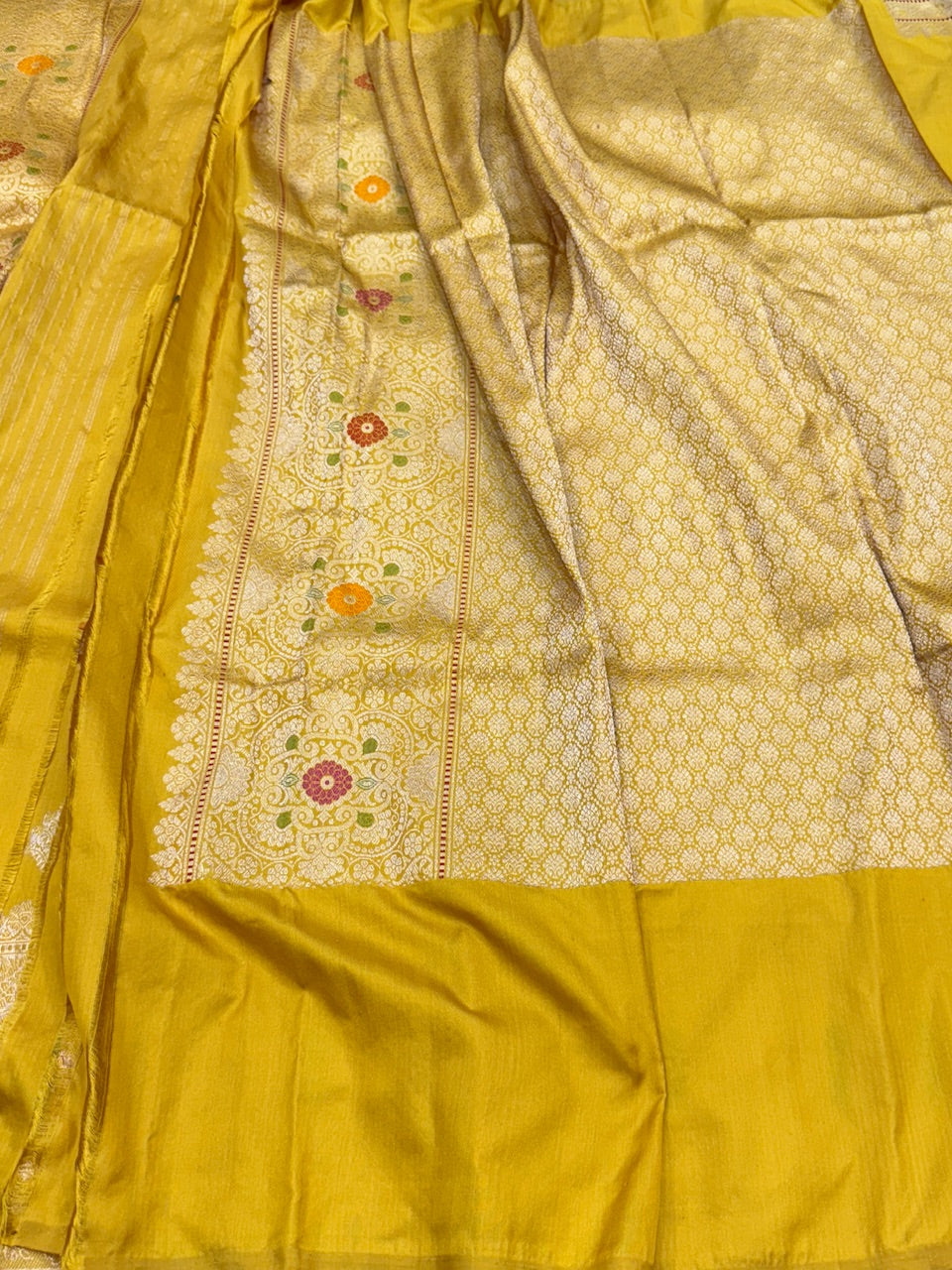 Yellow Ektara Handwoven Pure Banarasi Silk Saree