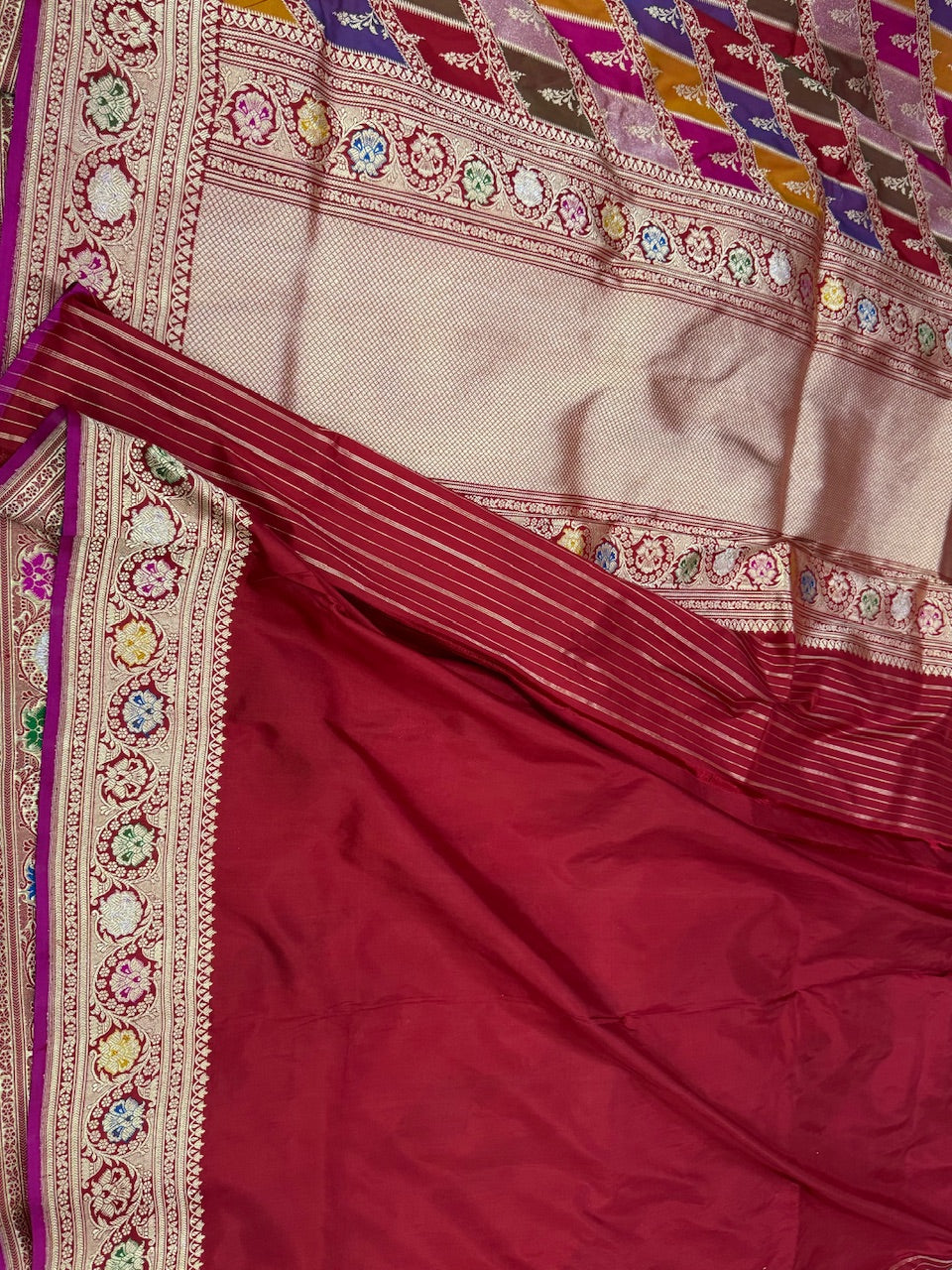 Red Rangkaat Handwoven Pure  Banarasi Saree