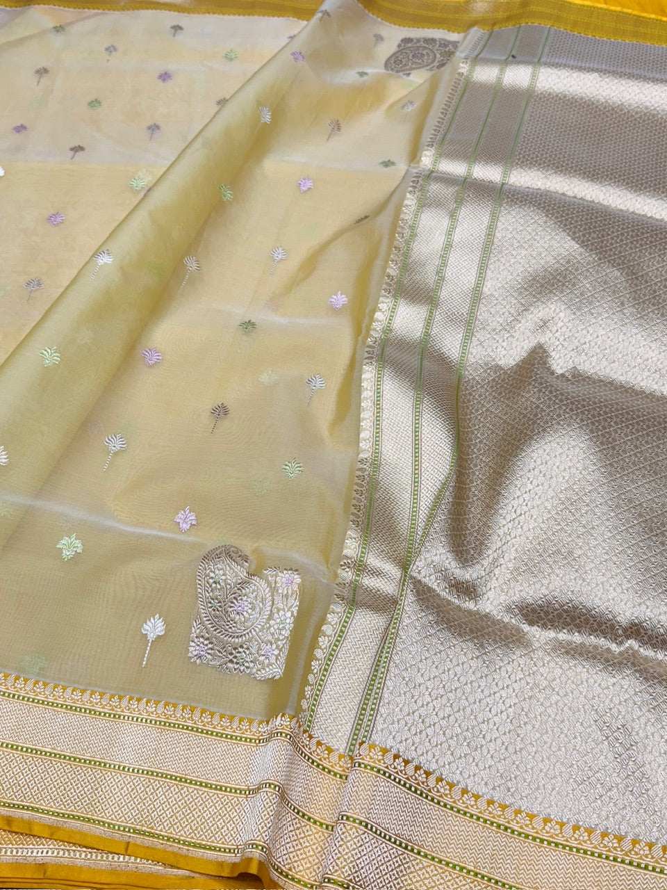 Yellow Handwoven Pure Banarasi Organza Saree