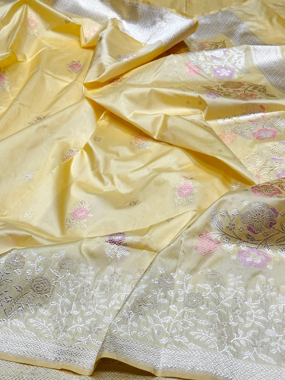 Lemon Yellow Handwoven Banarasi Pure Silk Saree