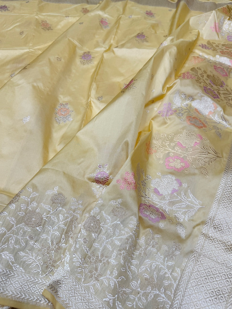 Lemon Yellow Handwoven Banarasi Pure Silk Saree