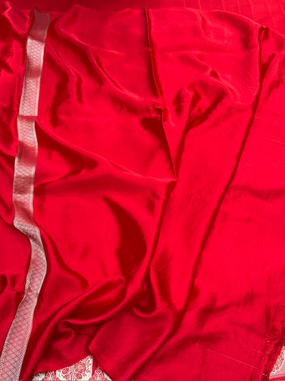 Red Handwoven Pure Banarasi Mashru Silk Saree
