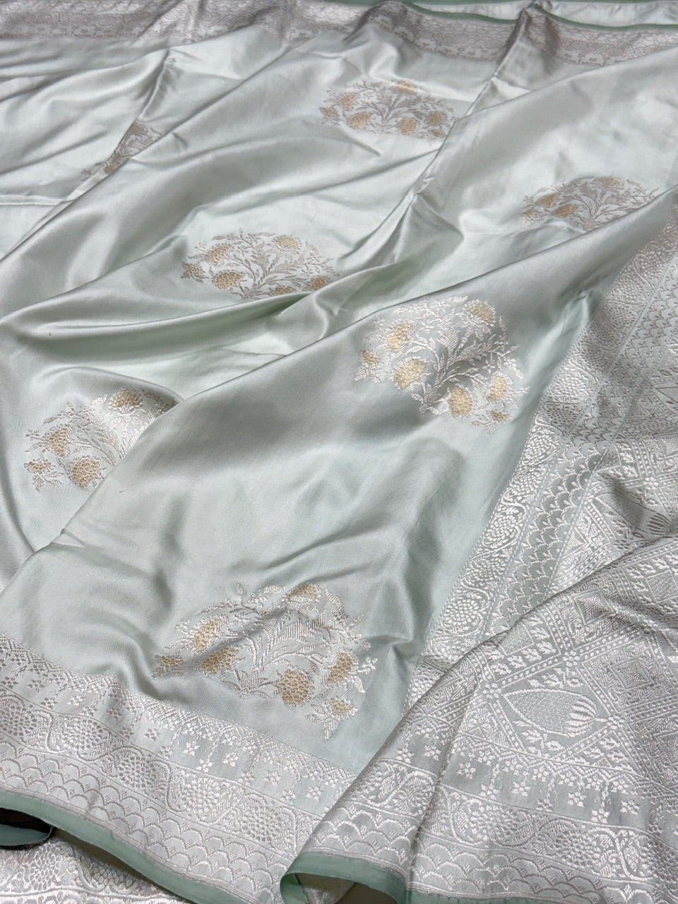 Powder Blue Handwoven Ektara Pure Banarasi Silk Saree