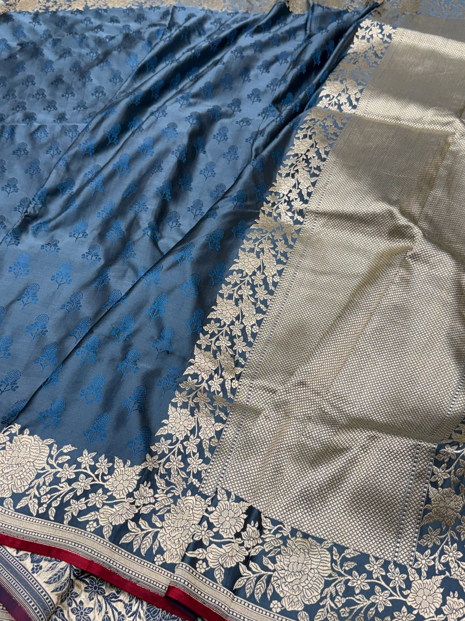 Rose Border Handwoven Pure Banarasi Satin Tanchoi Silk Saree