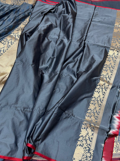 Rose Border Handwoven Pure Banarasi Satin Tanchoi Silk Saree