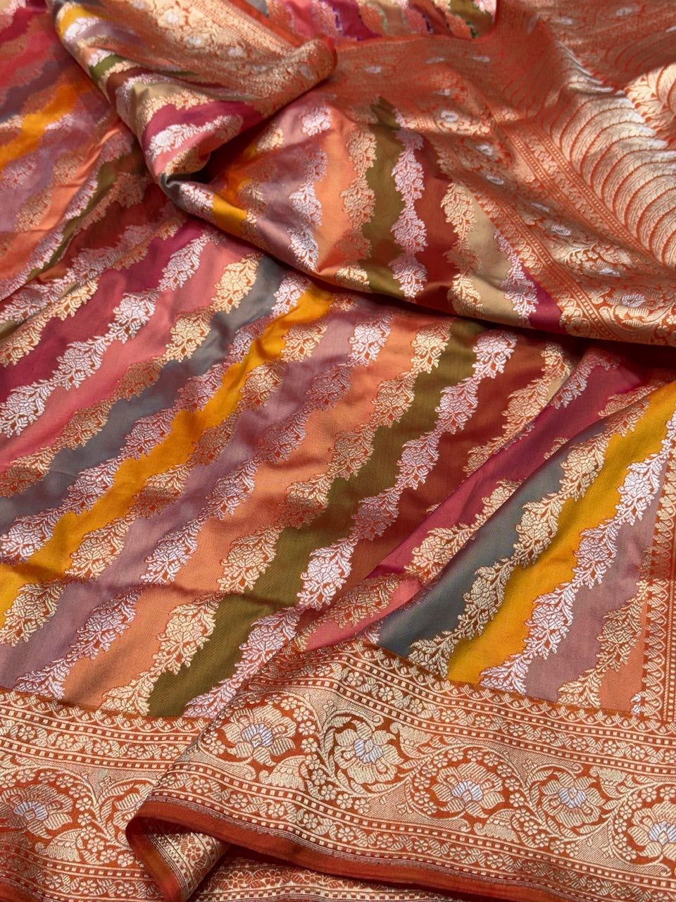 Orange Rangkaat Handwoven Banarasi Saree