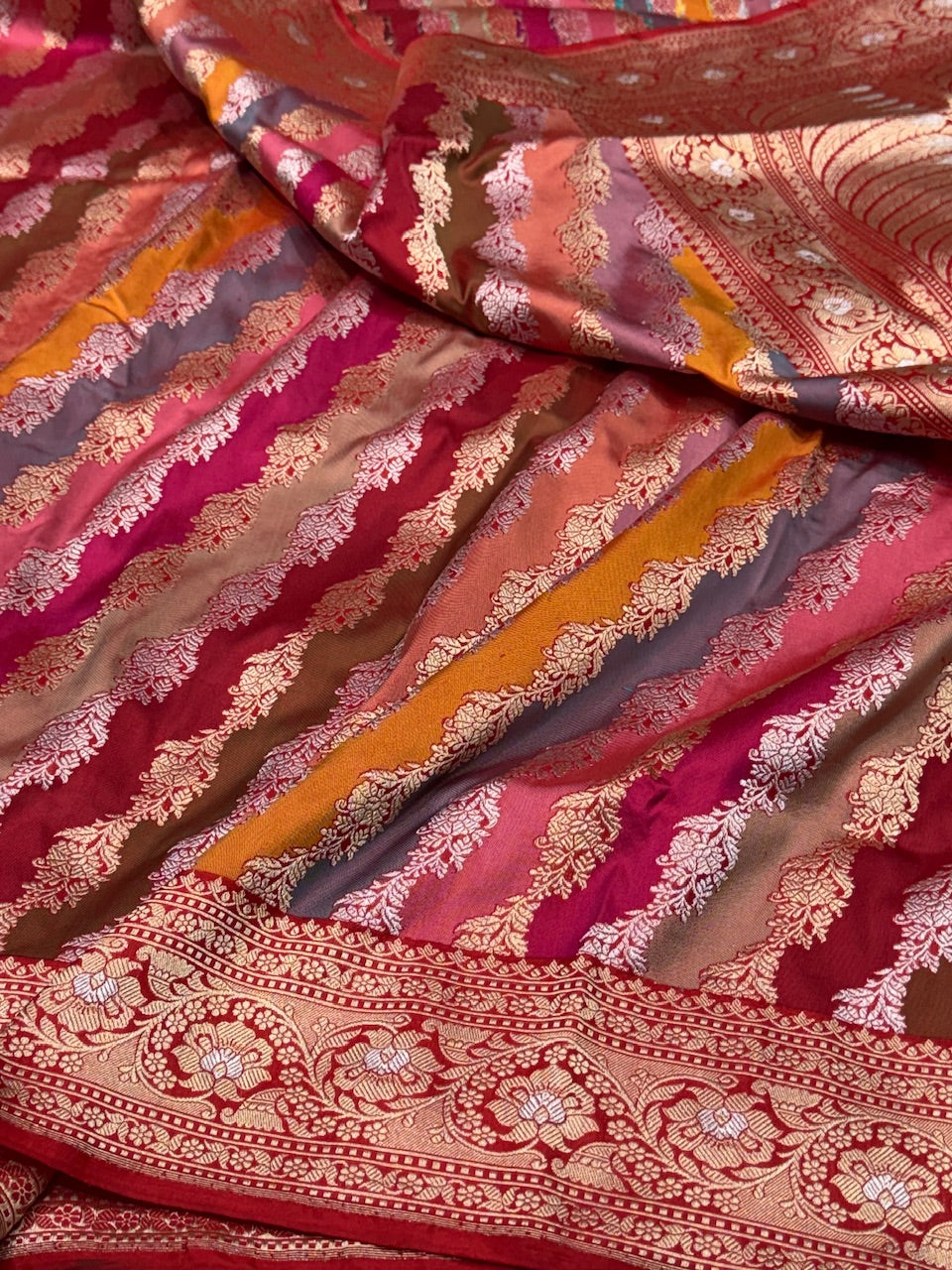 Red Rangkaat Handwoven Banarasi Saree