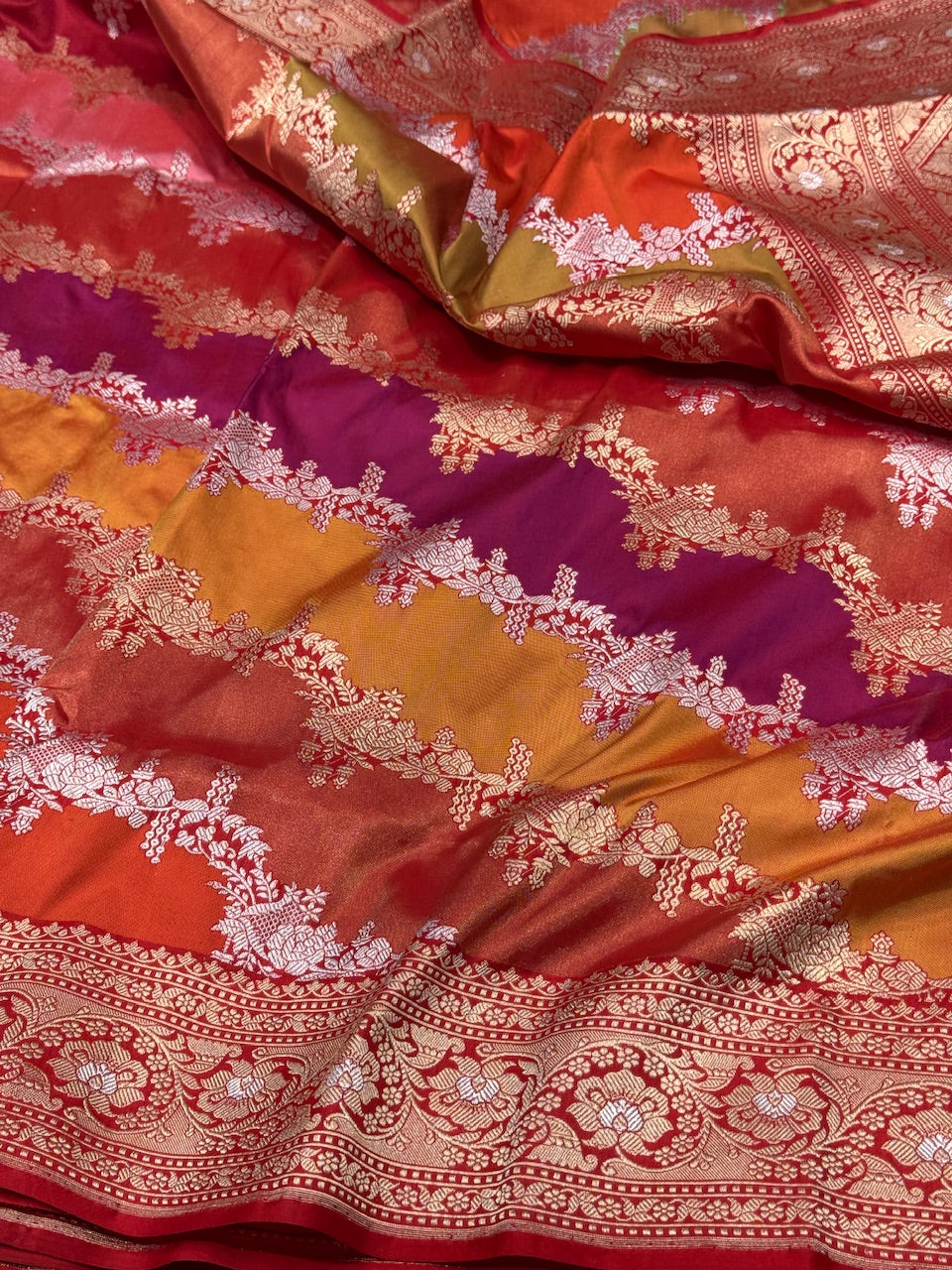 Red Rangkaat Handwoven Banarasi Saree