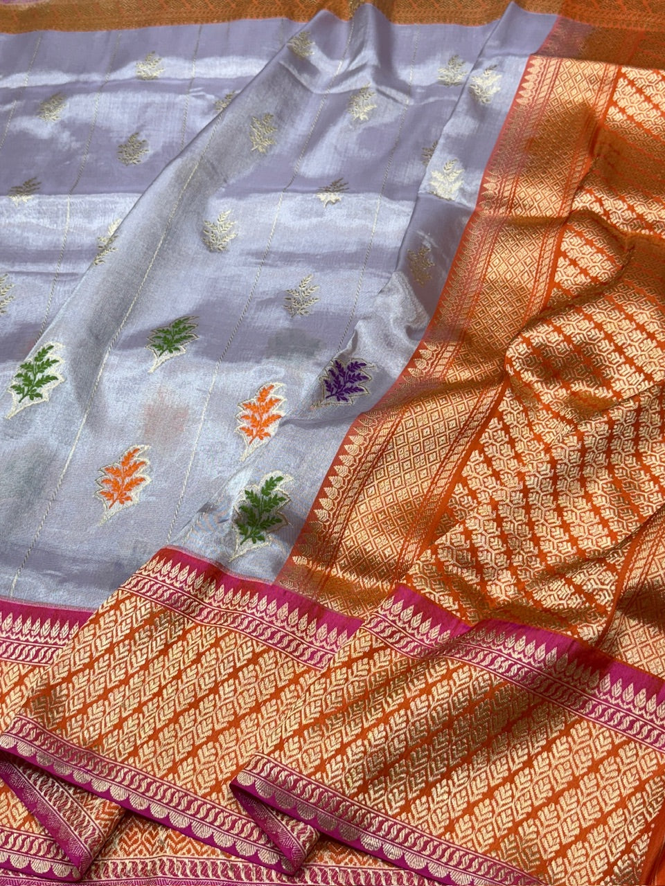Lavender Handwoven Pure Banarasi Tissue Saree
