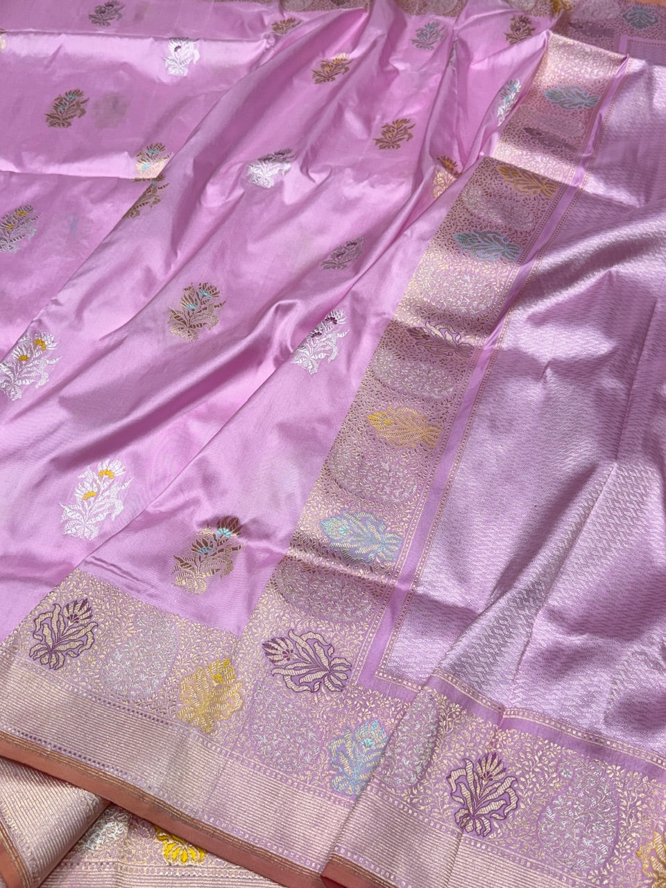 Pastel pink Handwoven Banarasi Pure Silk Saree