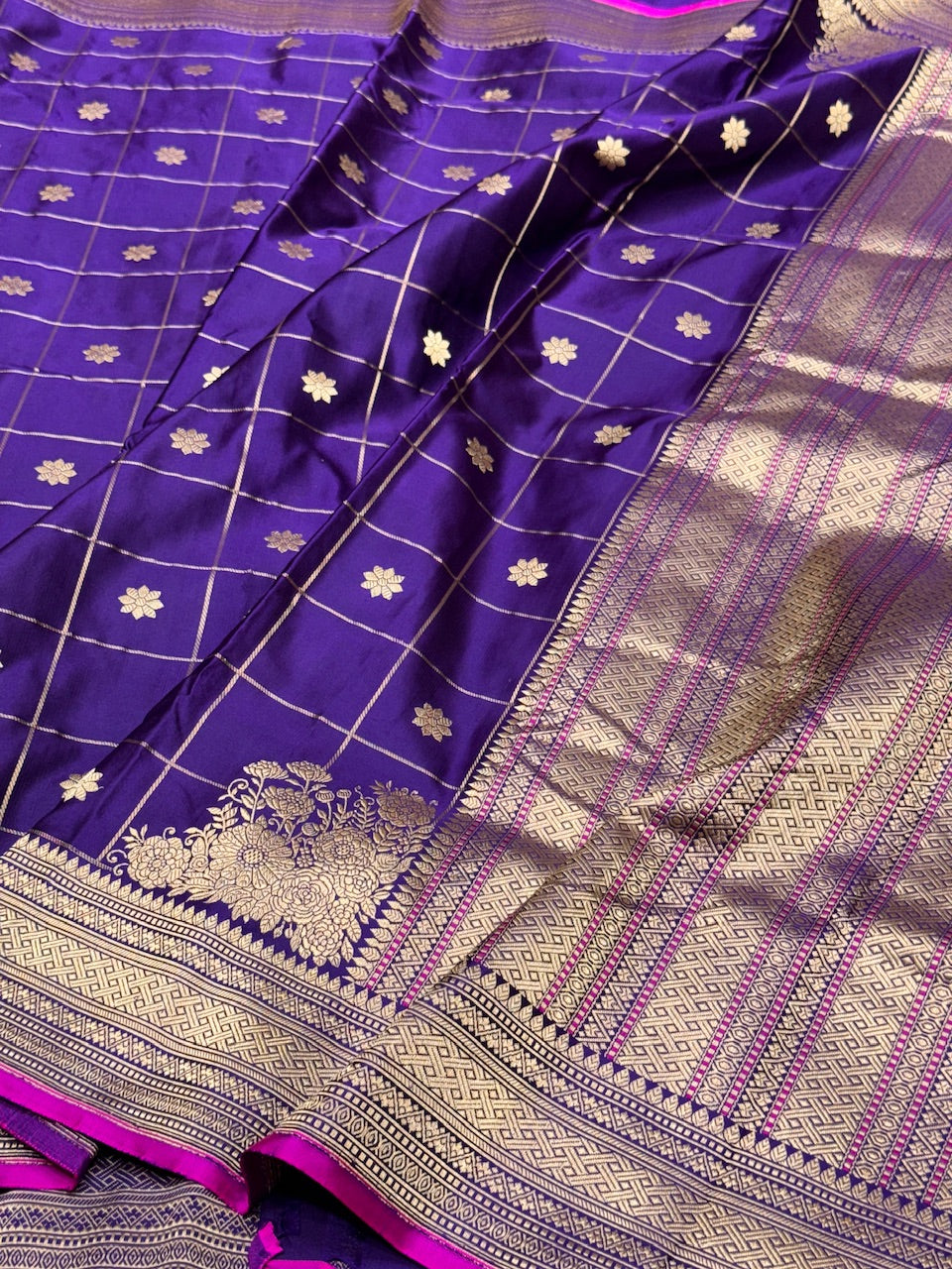 Purple Handwoven Banarasi Mashru Satin Silk Saree