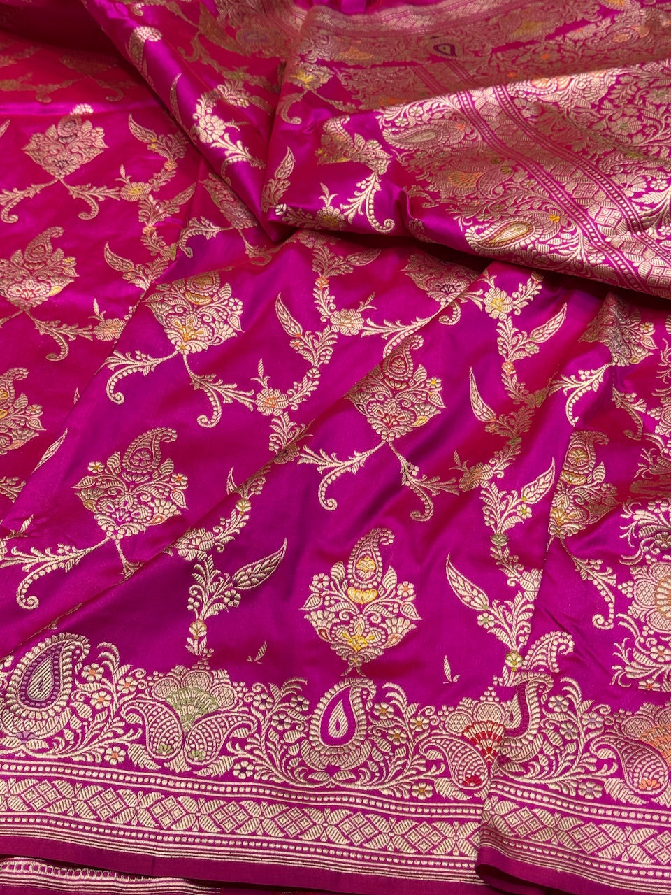 Rani Pink Handwoven Banarasi Silk Saree