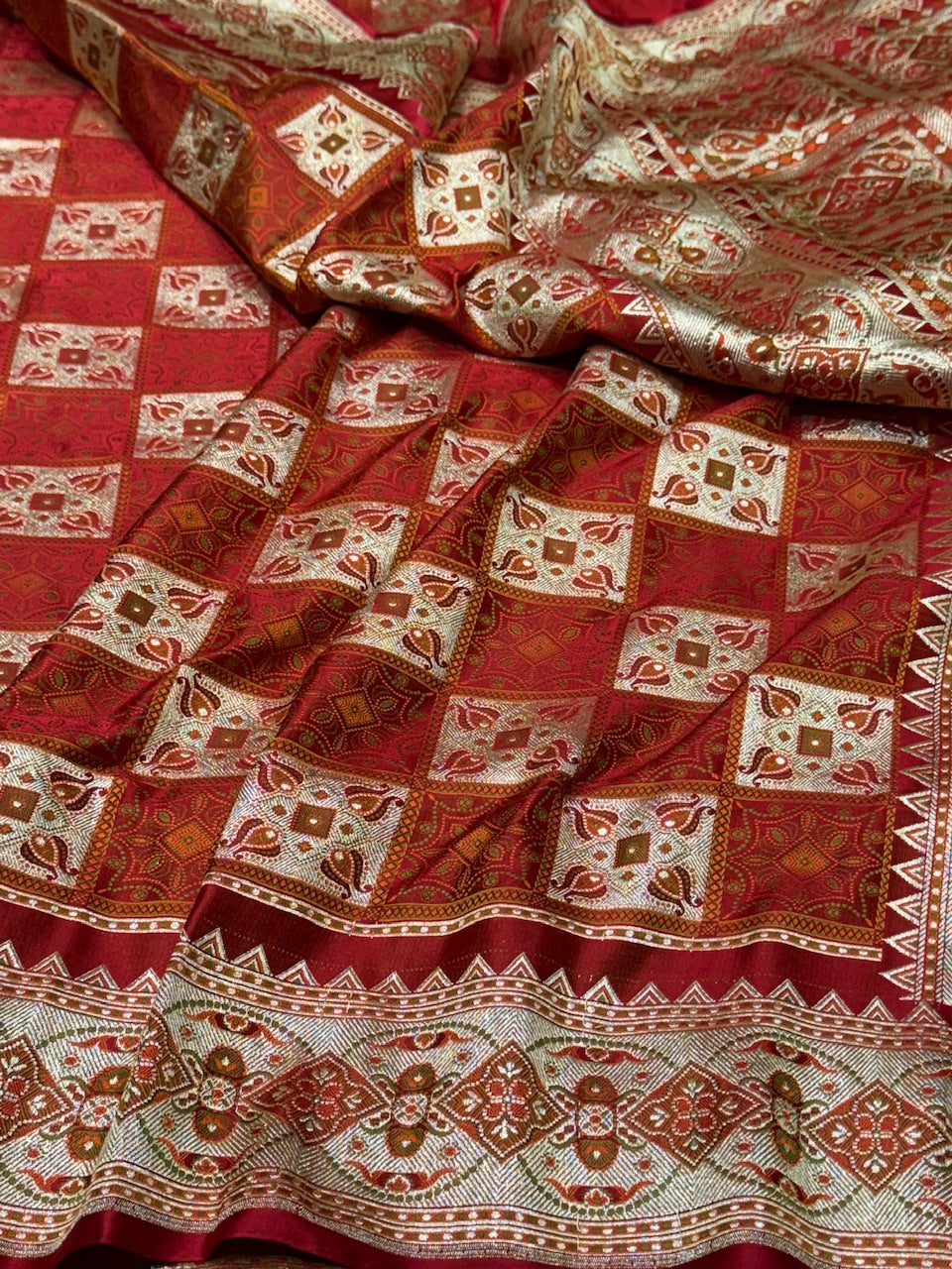 Red Handwoven Satin Silk Saree