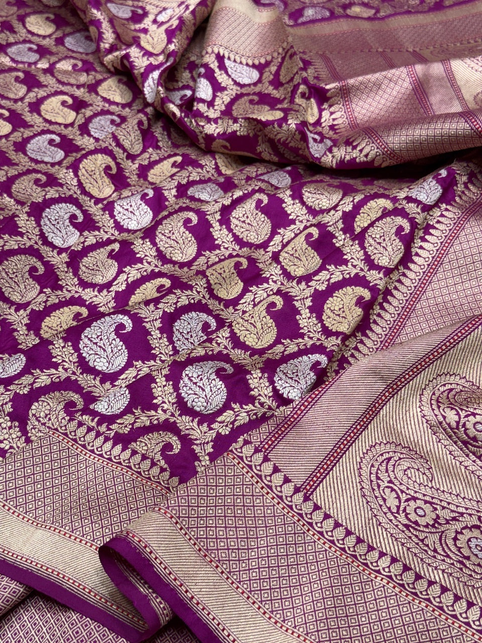 Magenta Handwoven Banarasi Pure Silk Saree