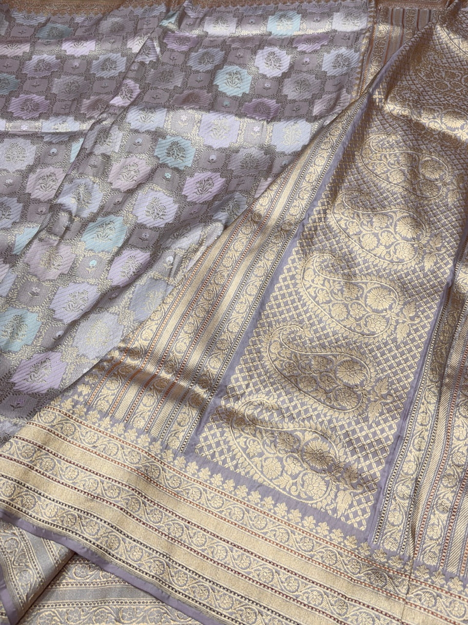 Rangkaat Handwoven Banarasi Saree