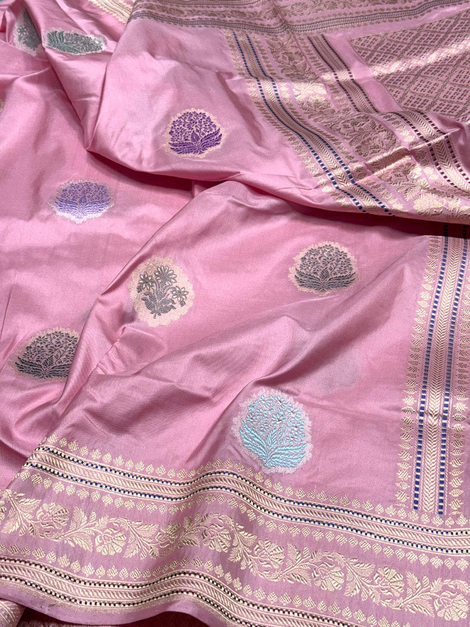Pastel Pink Handwoven Banarasi Pure Silk Saree