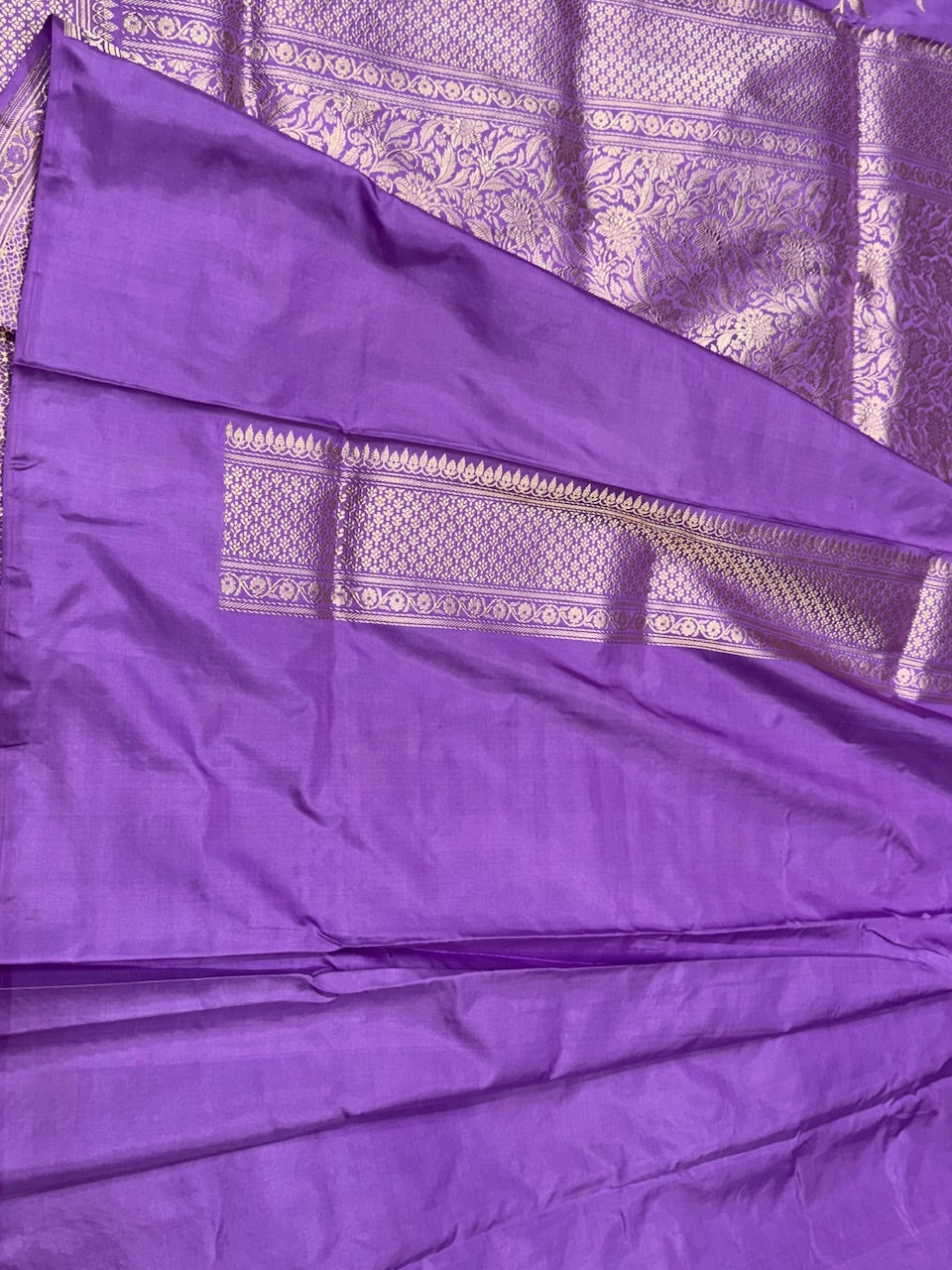 Lavender Handwoven Banarasi Silk Saree