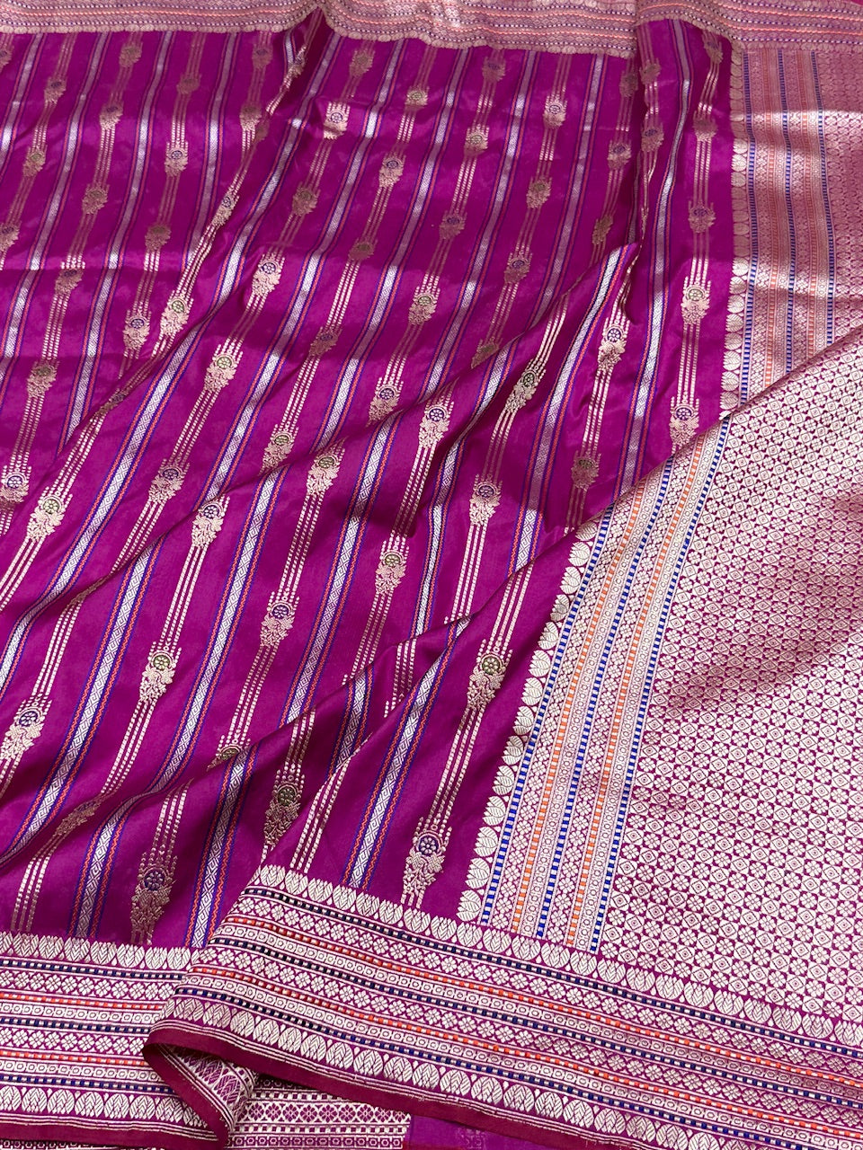 Magenta Pink Handwoven Banarasi Pure Silk Saree