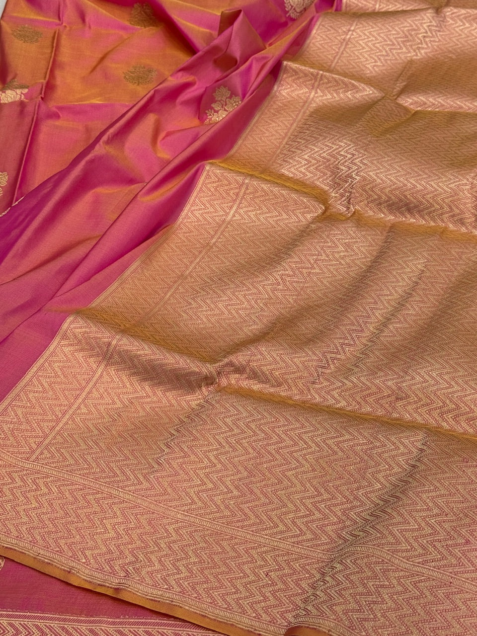 Orangish Pink Handwoven Pure Banarasi Silk Saree