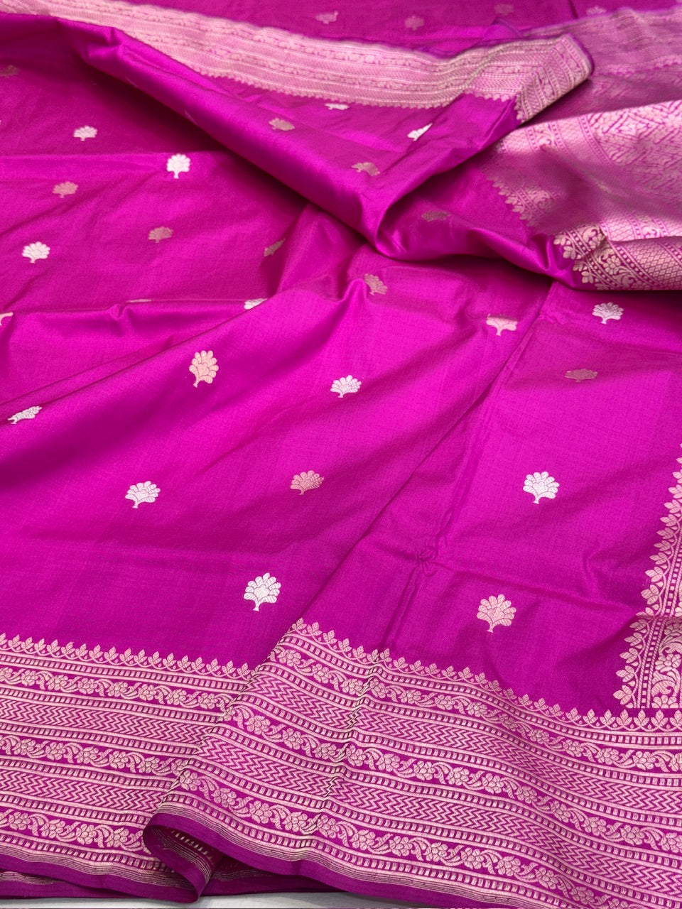 Rani Pink Handwoven Pure Banarasi Silk Saree