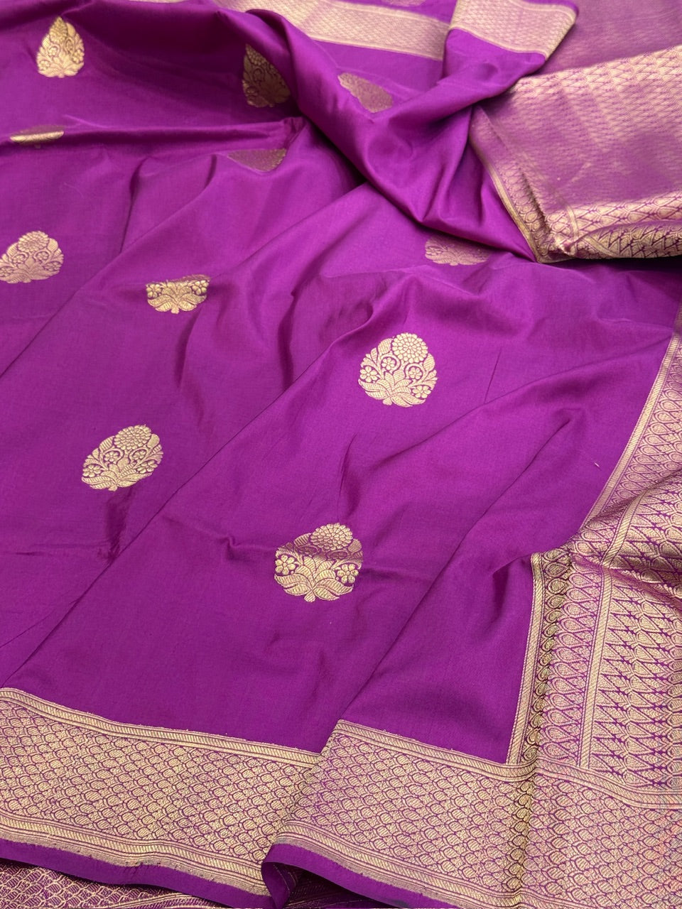 Magenta Pink Handwoven Pure Banarasi Silk Saree