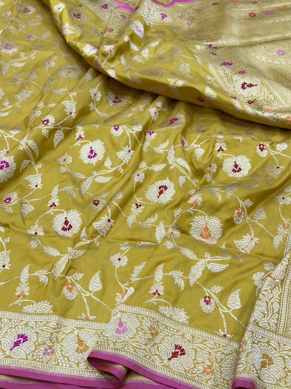 Mustard Yellow Handwoven Pure Banarasi Silk Saree