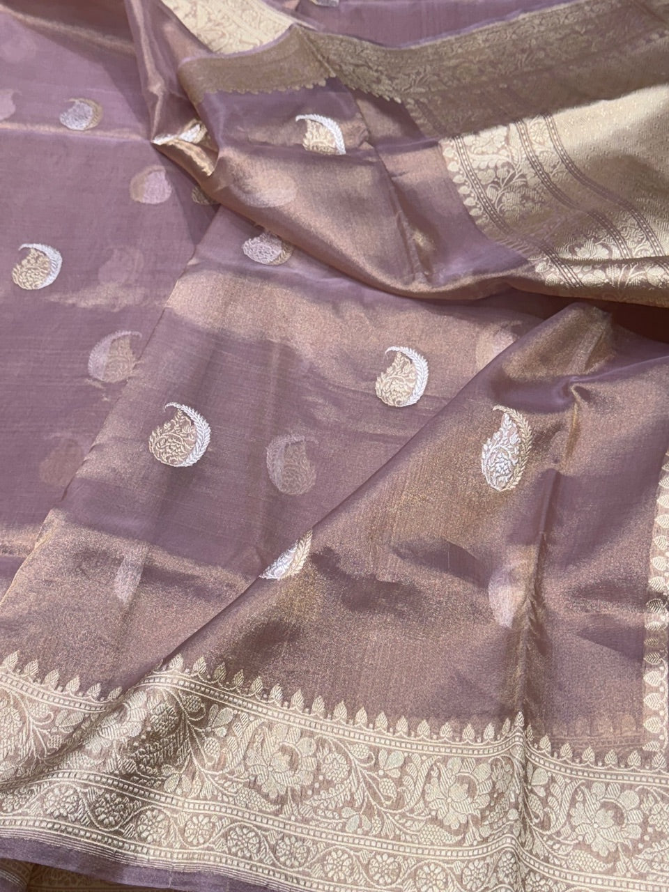 Lavender Handwoven Pure Tissue Saree