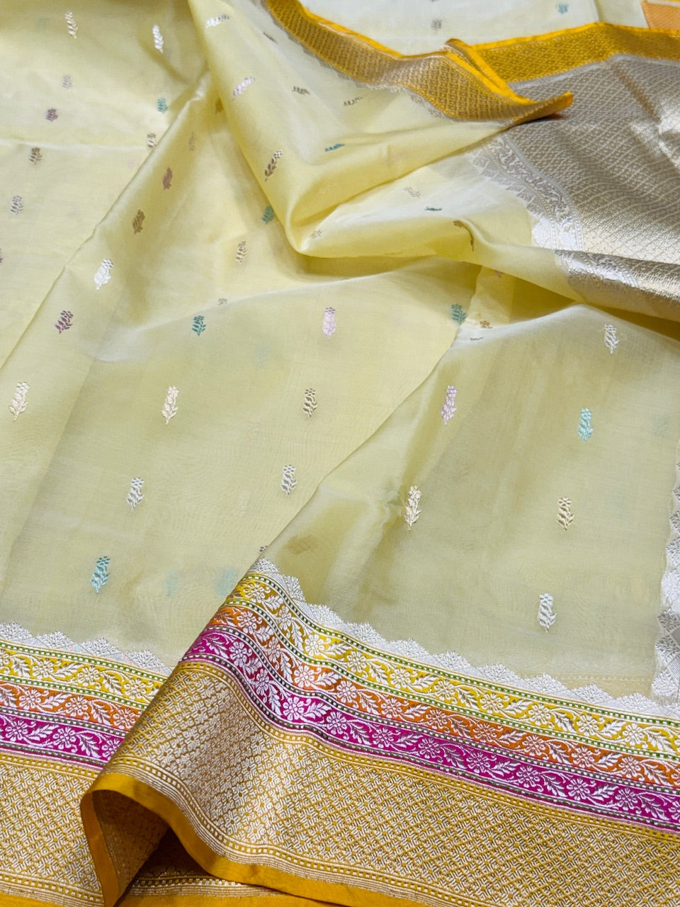 Lemon Yellow Handwoven Pure Banarasi Organza Saree