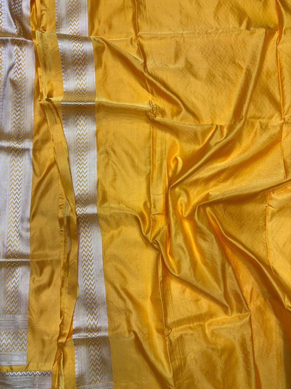 Yellow Handwoven Pure Banarasi Satin Tanchoi Silk Saree