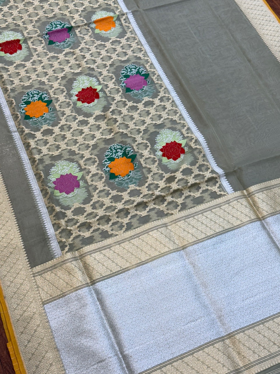 Handwoven Pure Organza Saree