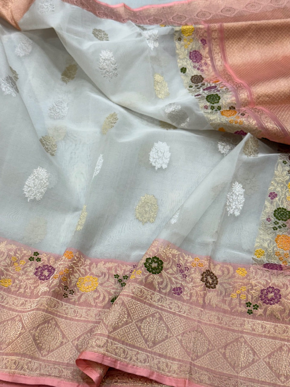 White Handwoven Banarasi Pure Organza Saree