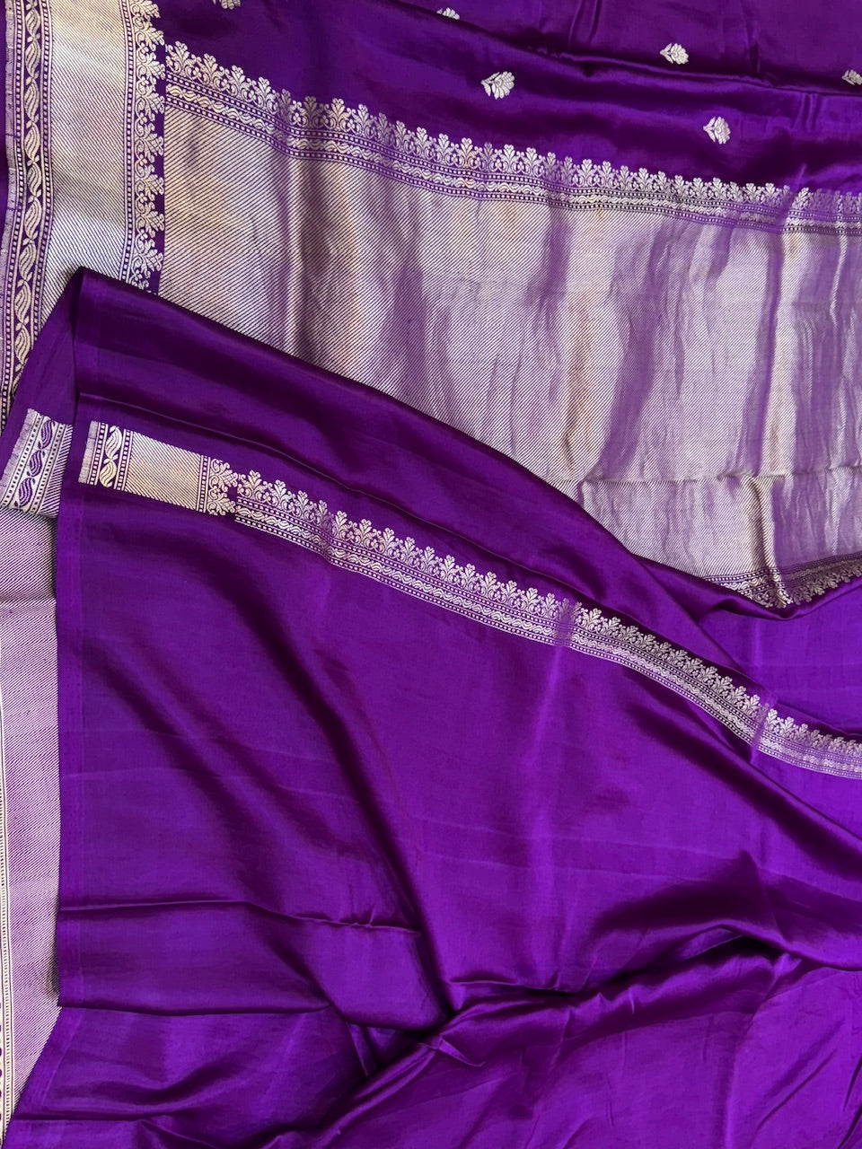 Purple Handwoven Mashru Silk Saree