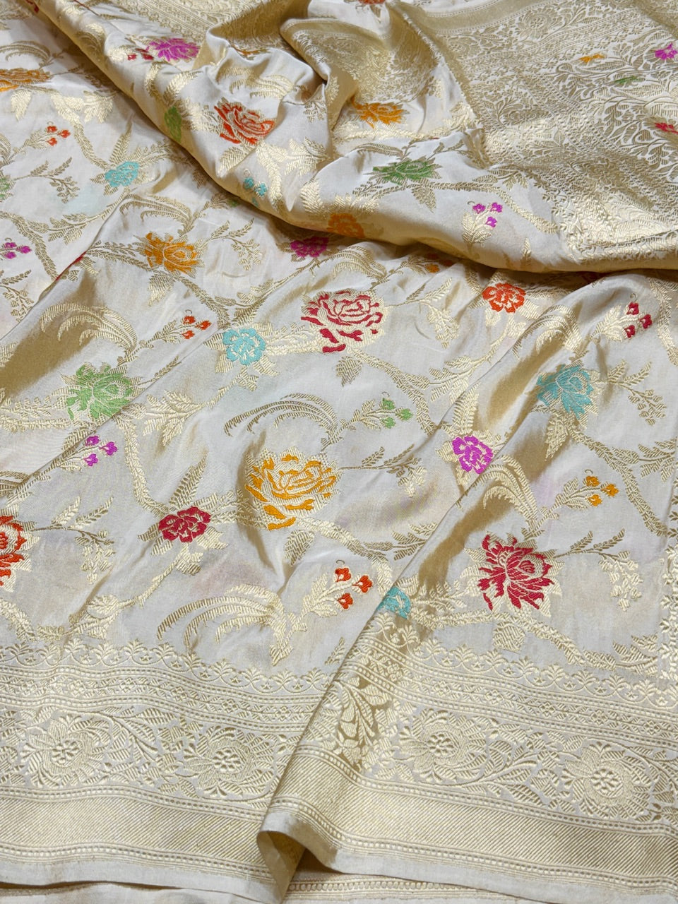 Ivory Handwoven Pure Banarasi Tissue Saree