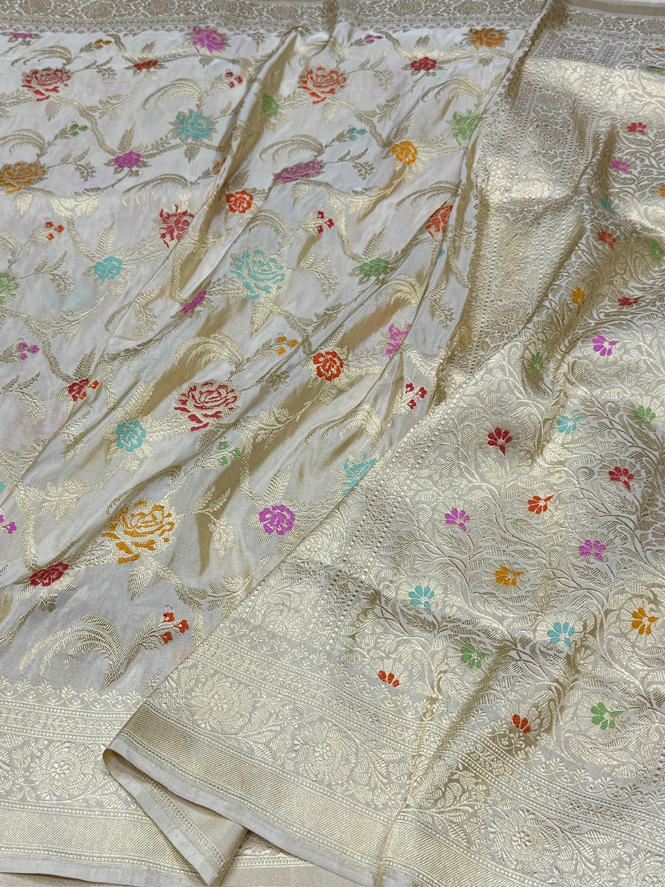 Ivory Handwoven Pure Banarasi Tissue Saree