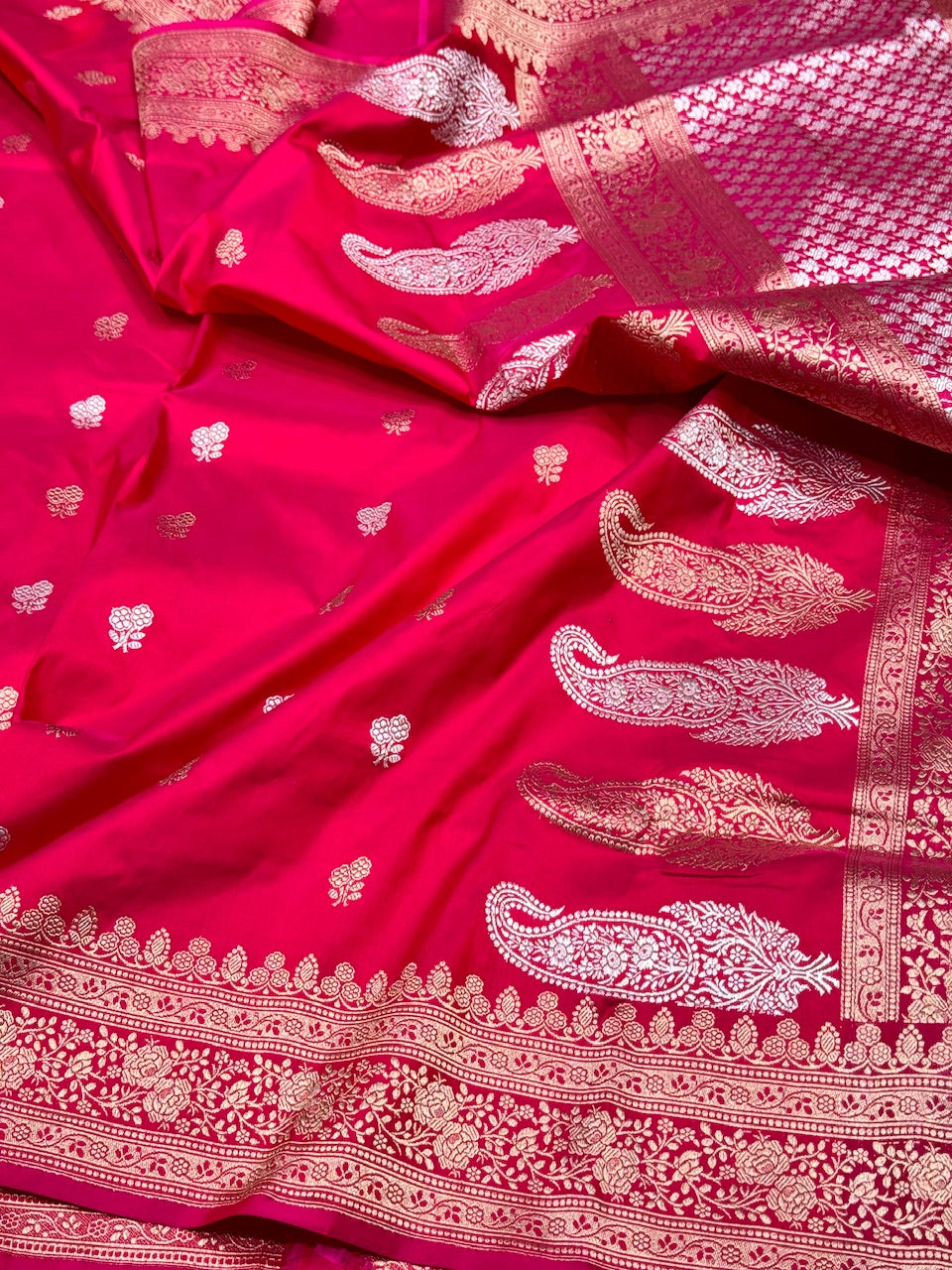 Apple Red Handwoven Pure Silk Saree