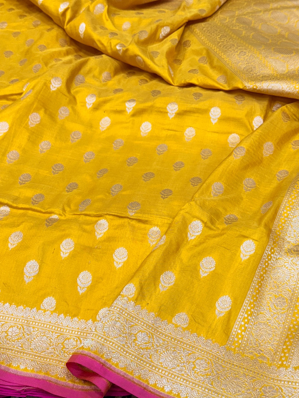 Banarasi Pure Katan Silk Saree | Pure Silk | Cutwork Technique | Banarasi Katan Silk Saree
