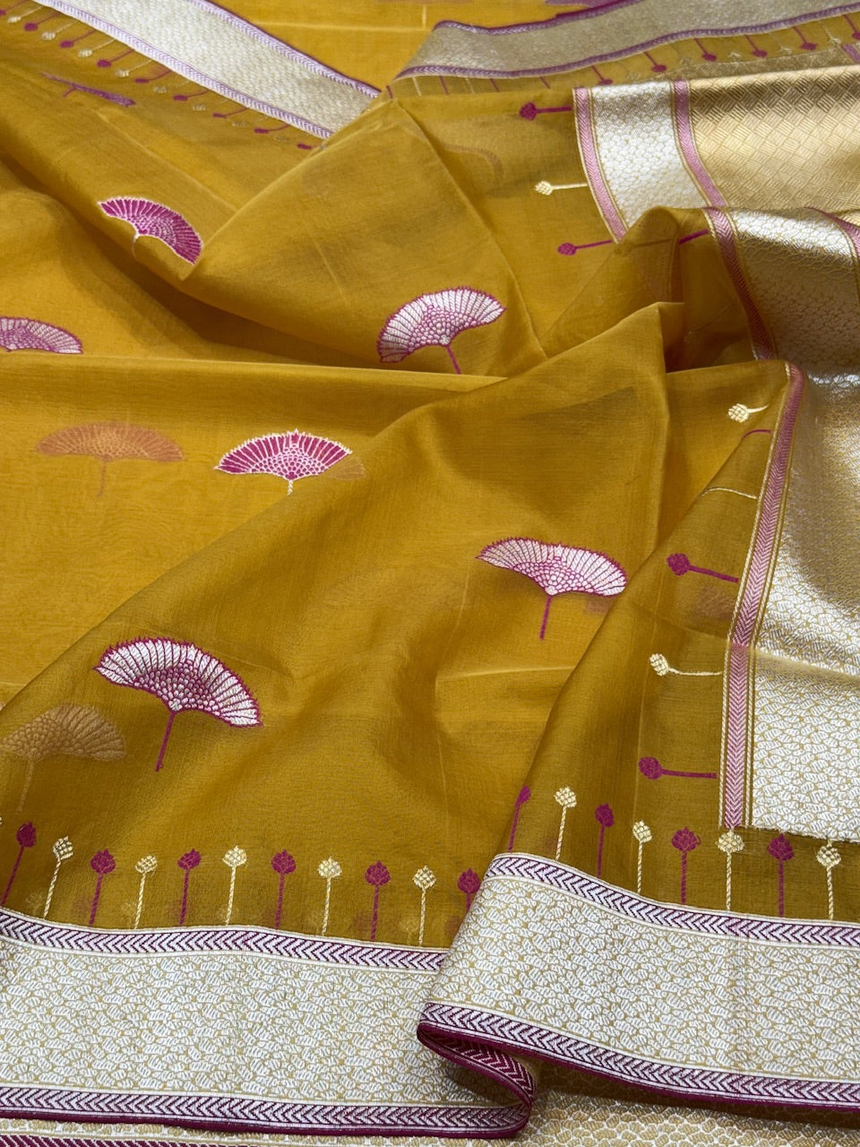 Handwoven Pure Organza Saree